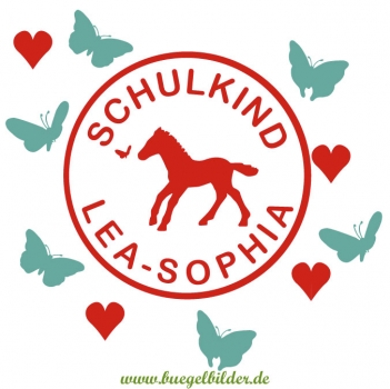 Schulkind Fohlen mit Schmetterling