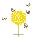 Sommerblüte mit Biene